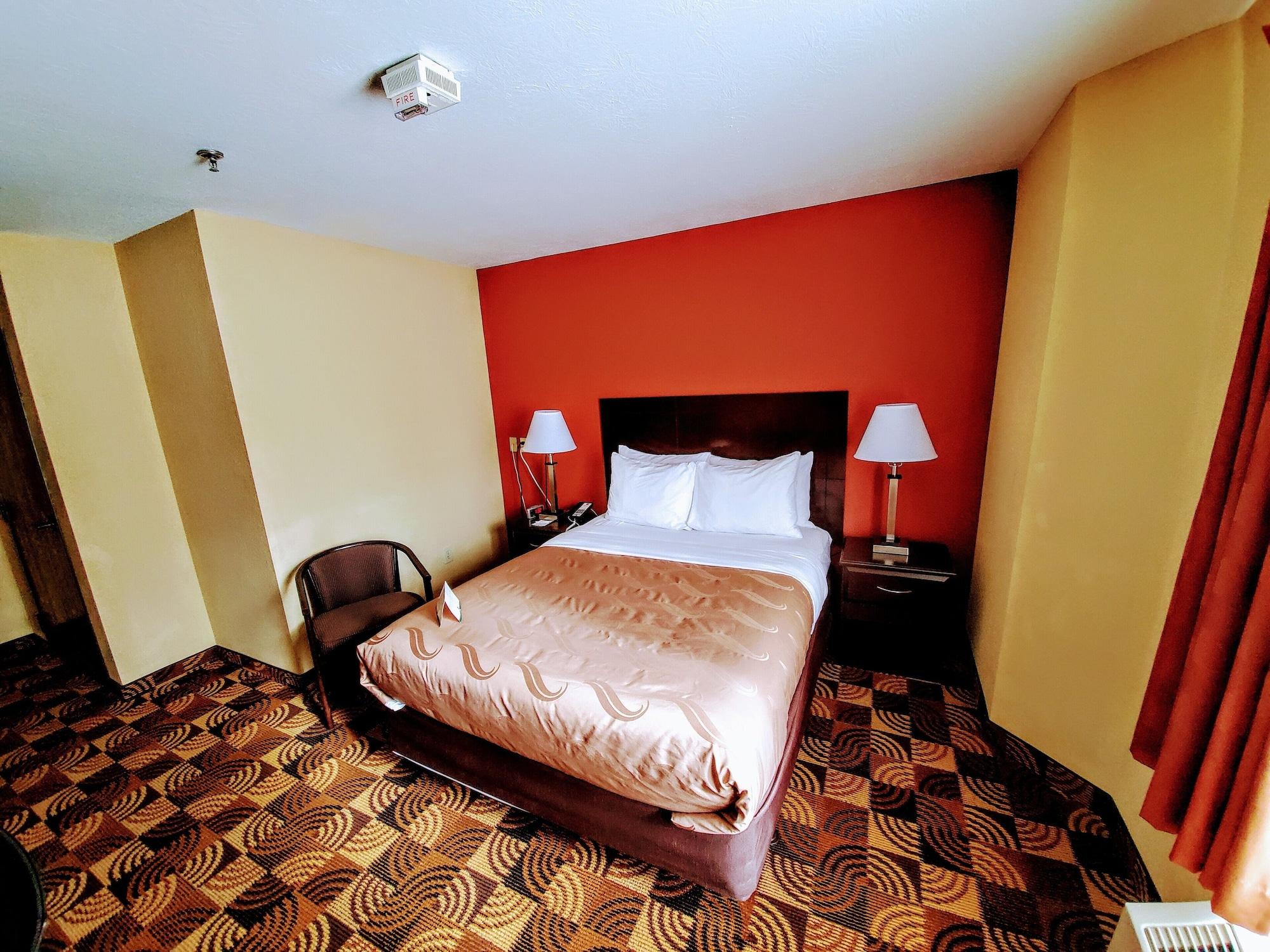Quality Inn Brunswick Cleveland South Ngoại thất bức ảnh