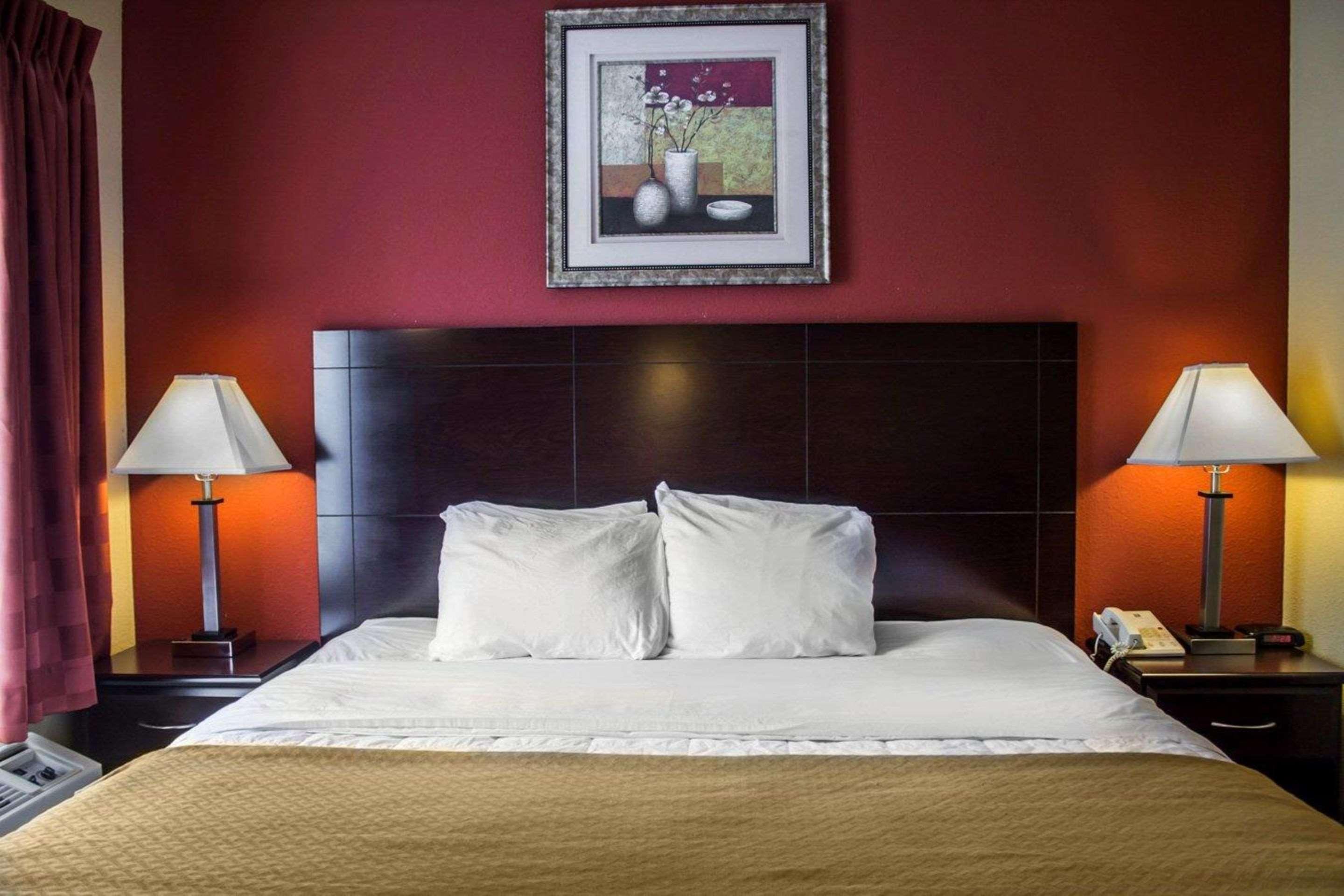 Quality Inn Brunswick Cleveland South Ngoại thất bức ảnh