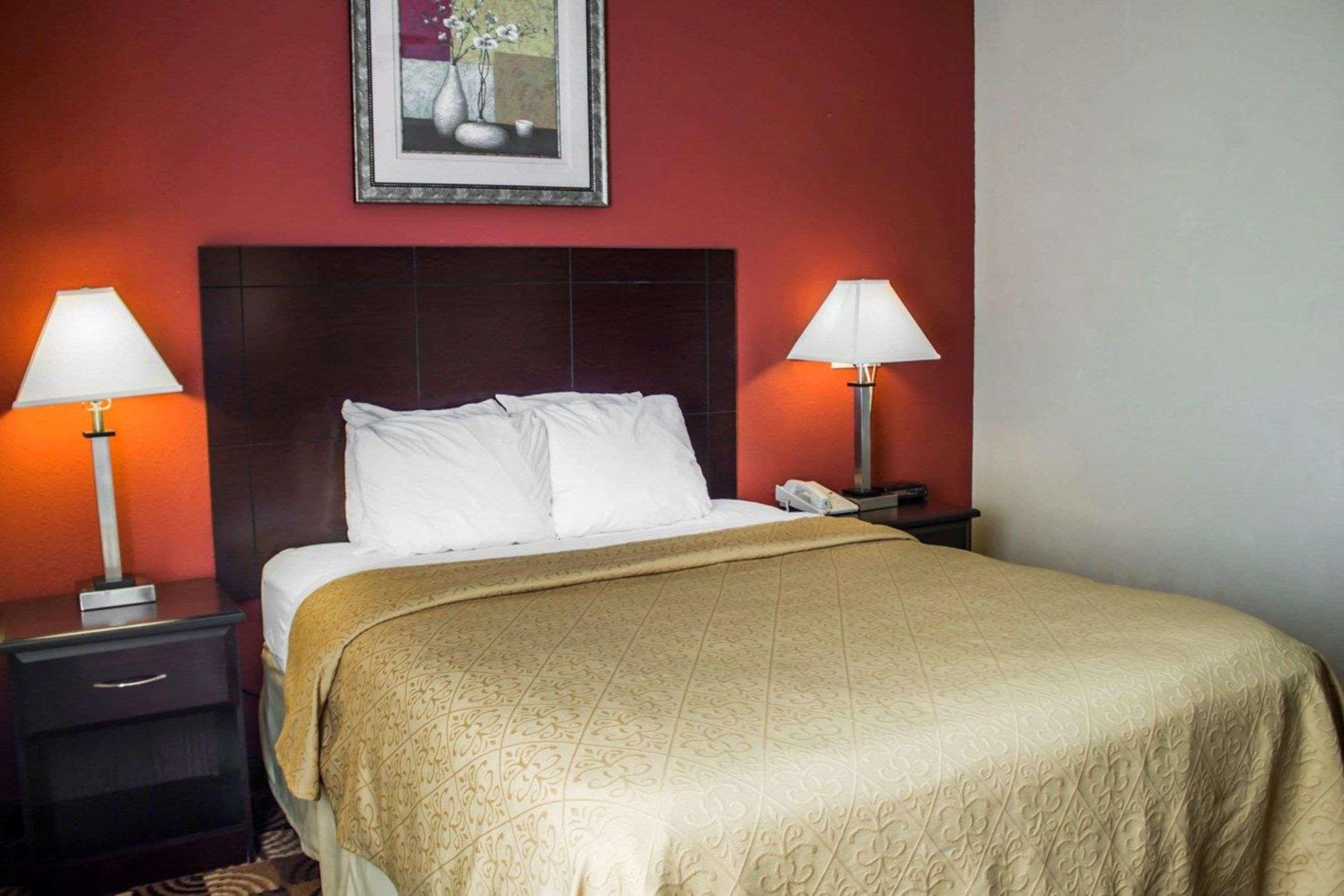 Quality Inn Brunswick Cleveland South Ngoại thất bức ảnh
