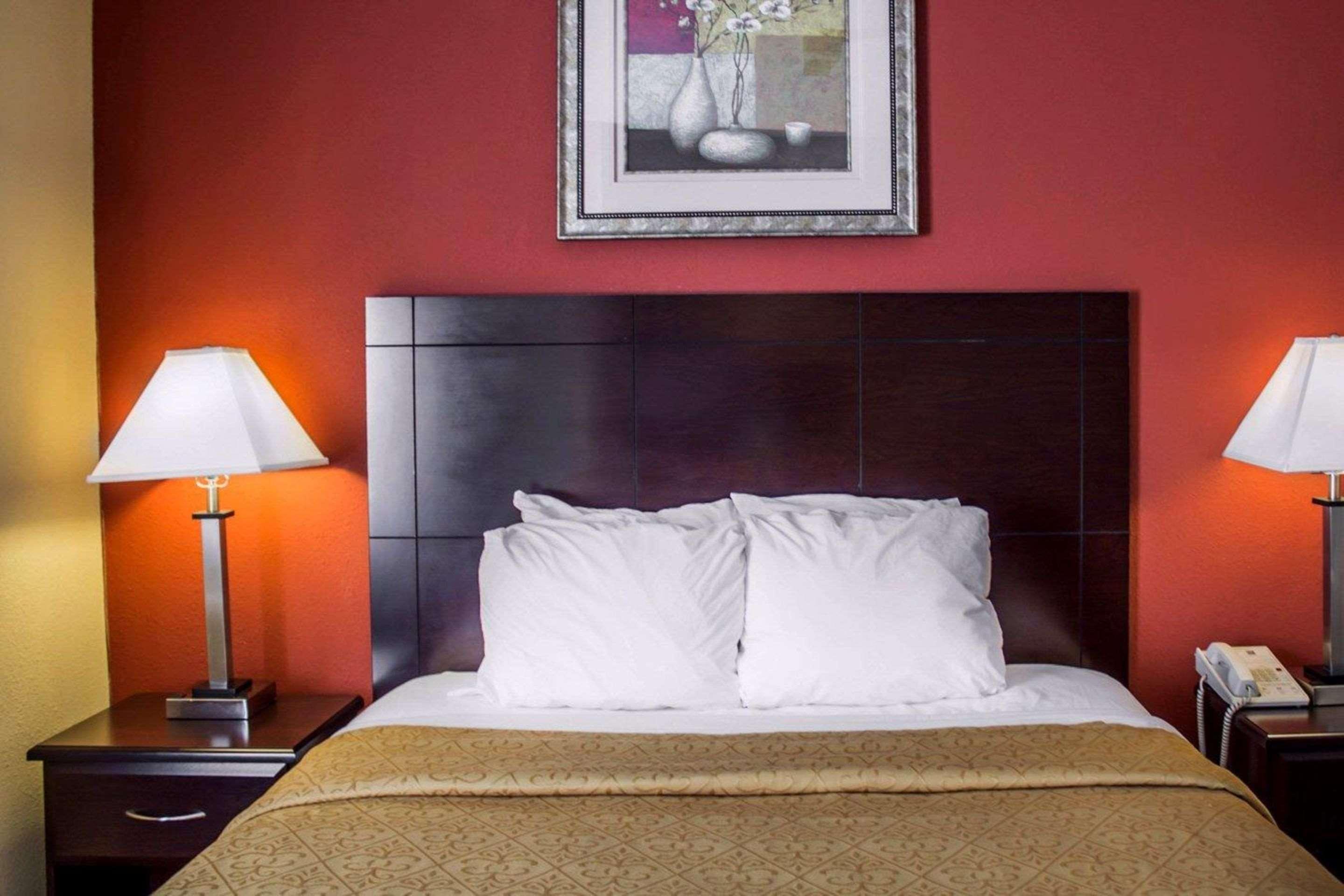 Quality Inn Brunswick Cleveland South Ngoại thất bức ảnh