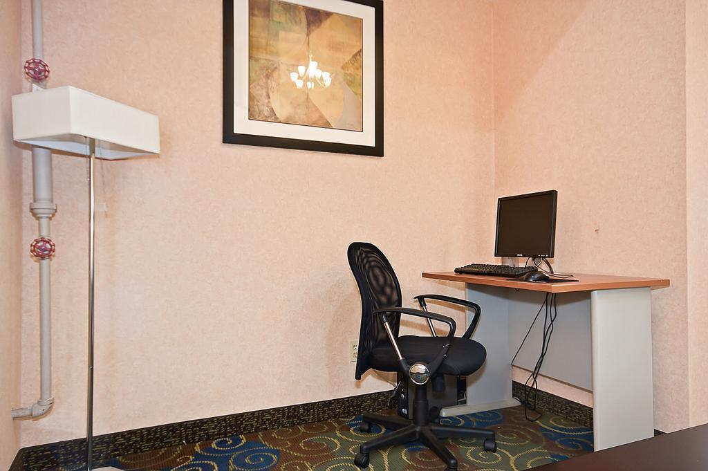 Quality Inn Brunswick Cleveland South Ngoại thất bức ảnh