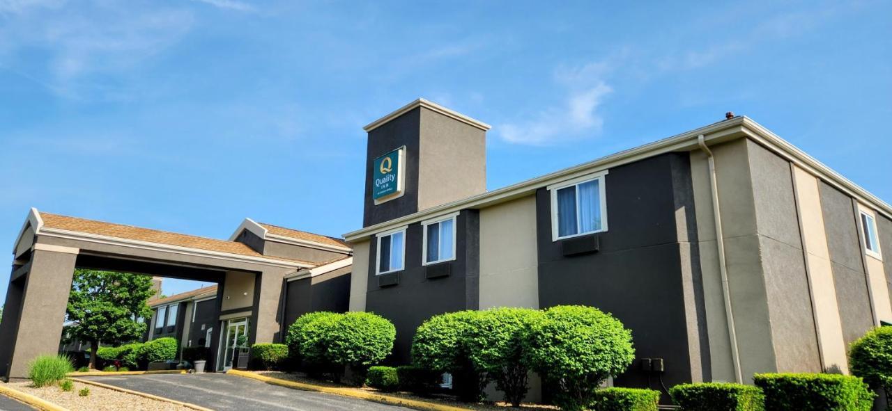 Quality Inn Brunswick Cleveland South Ngoại thất bức ảnh