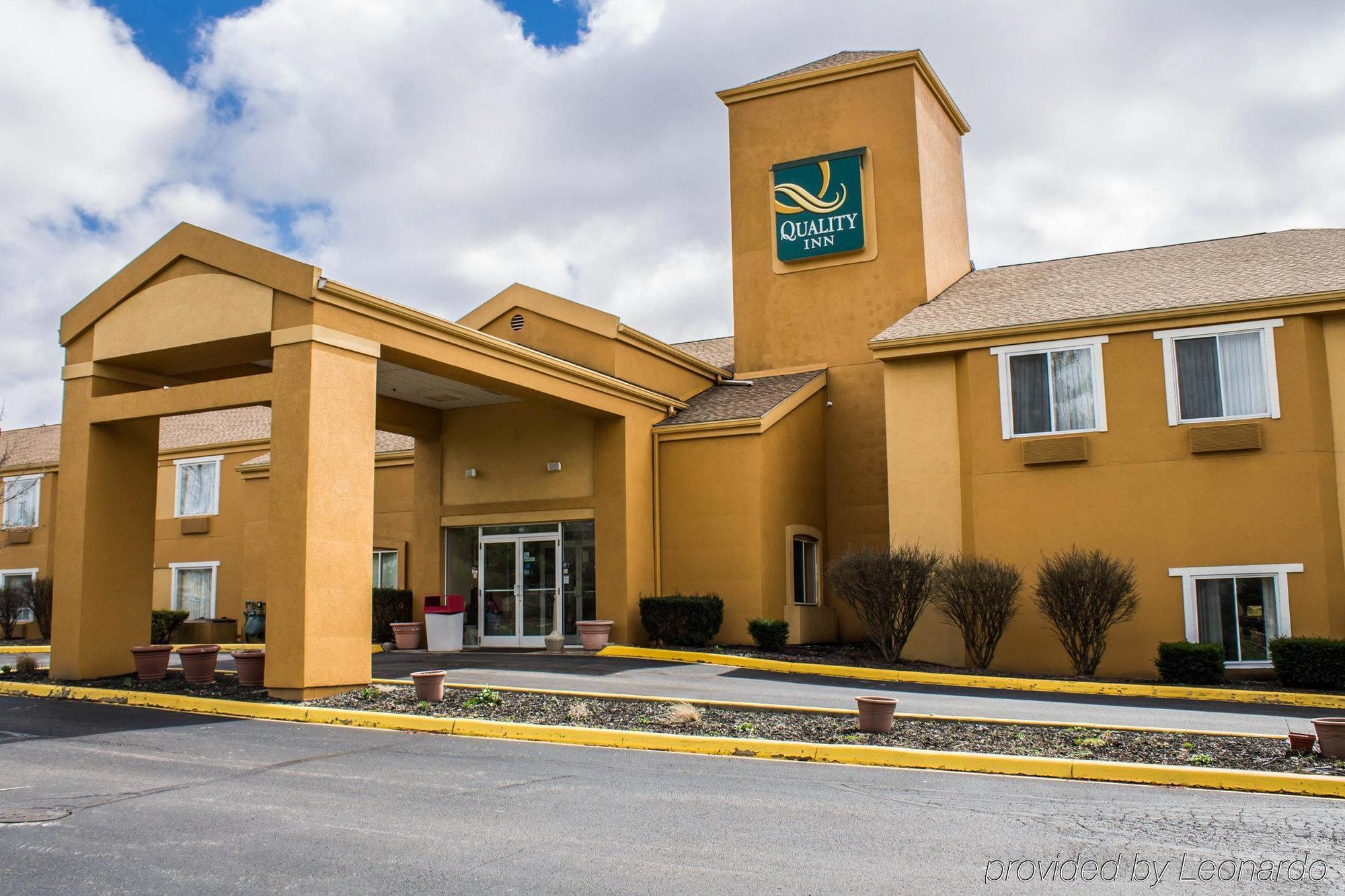 Quality Inn Brunswick Cleveland South Ngoại thất bức ảnh